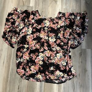 Maurices 1X Floral shirt with Butterfly Sleeves pit to pit 22, 26